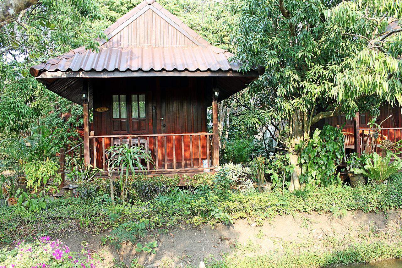 Baansuan Lychee Maeklong Resort Ampawa Amphawa Exterior foto