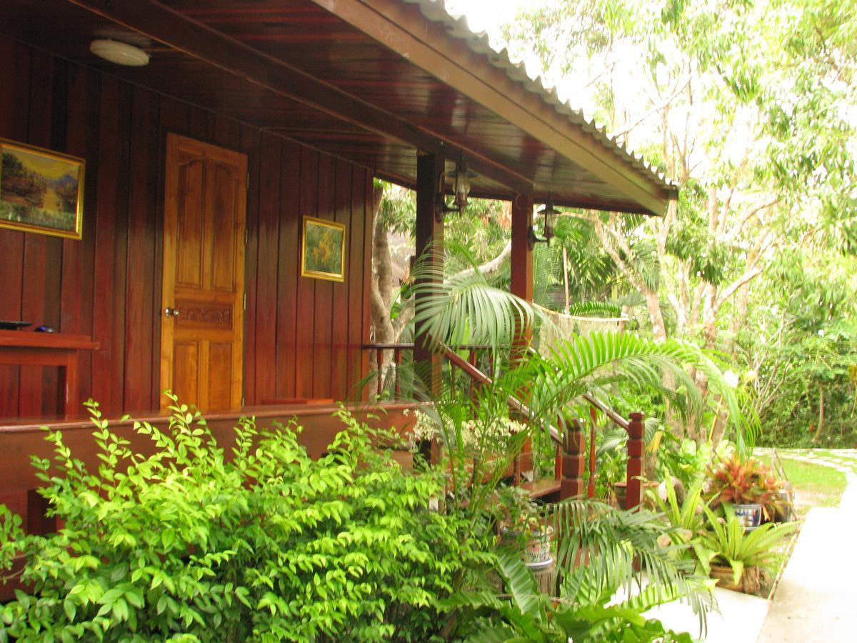 Baansuan Lychee Maeklong Resort Ampawa Amphawa Exterior foto